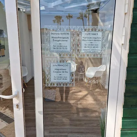Διαμέρισμα Grand T3 - Terrasse Les Pieds Dans L'eau - Climatisation Saint-Raphaël