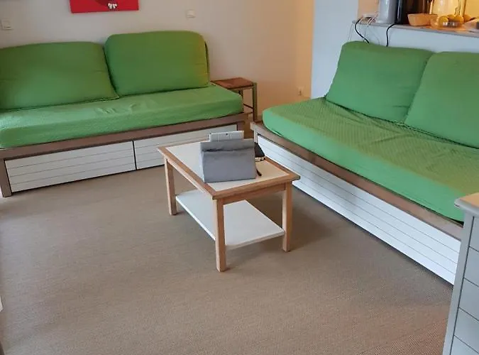 Grand T3 - Terrasse Les Pieds Dans L'eau - Climatisation * Saint-Raphael (Var)